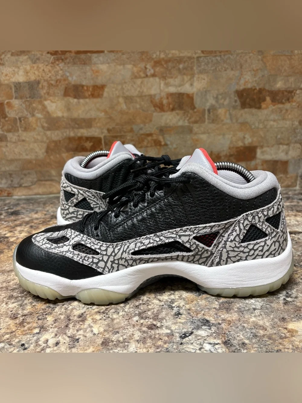 Air Jordan 11 Low Retro IE Black Cement Size 8.5